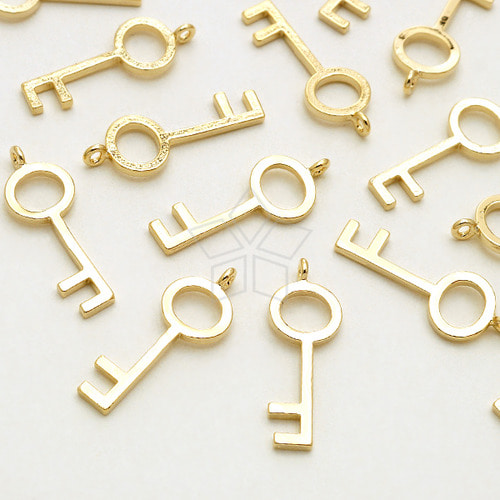 PDT2638-심플스타일 열쇠 팬던트, 행운의열쇠 Key 팬던트 19mm 골드(1개)